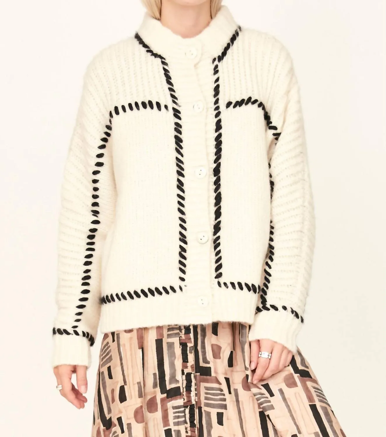Andermatt Cardigan In Ivory/black