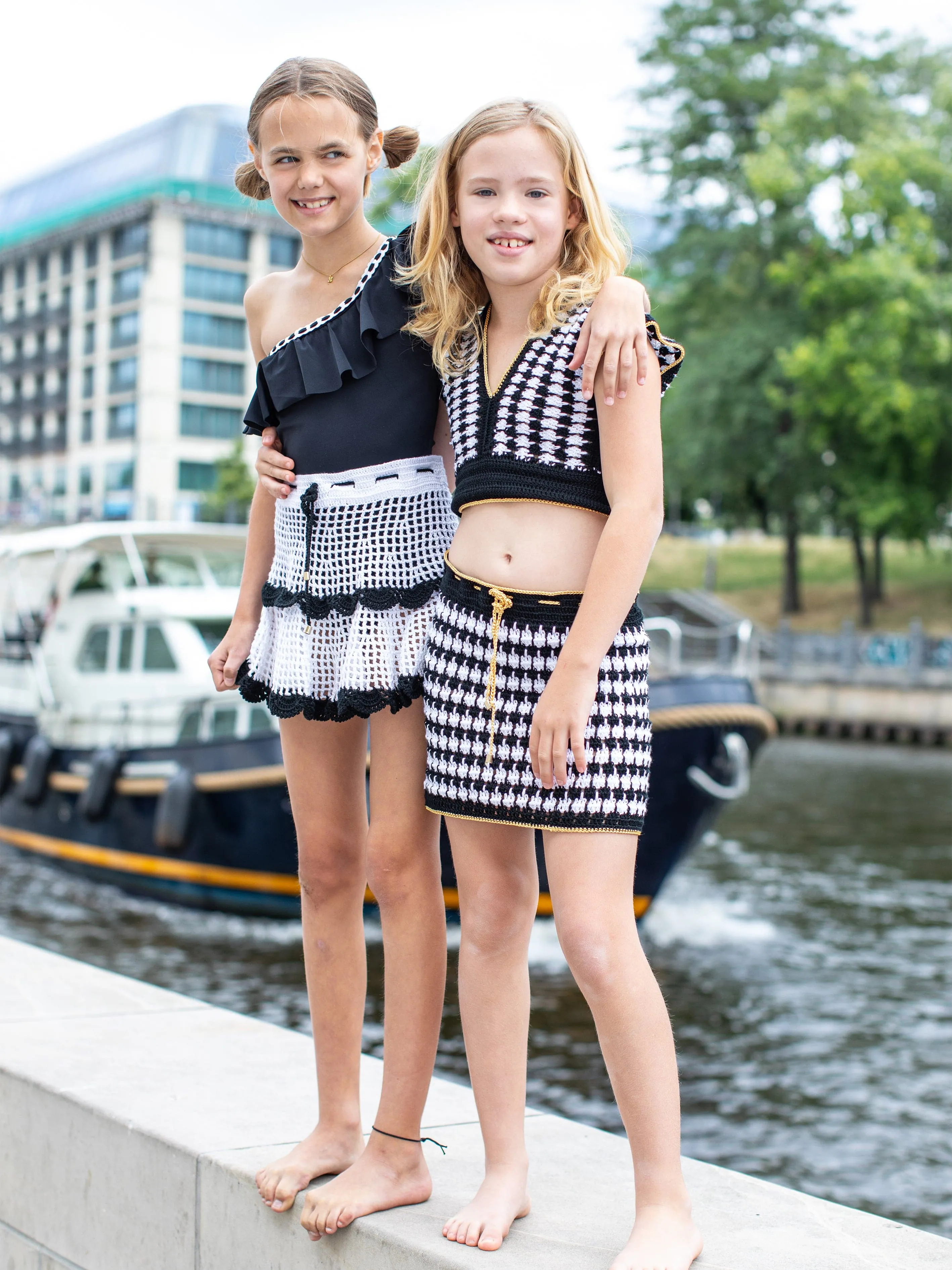 Girls Noyao Skirt in Black