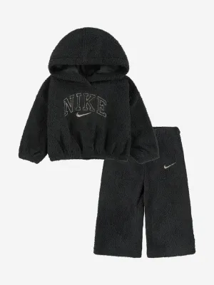 Girls Swoosh Spirit Teddy Tracksuit in Black