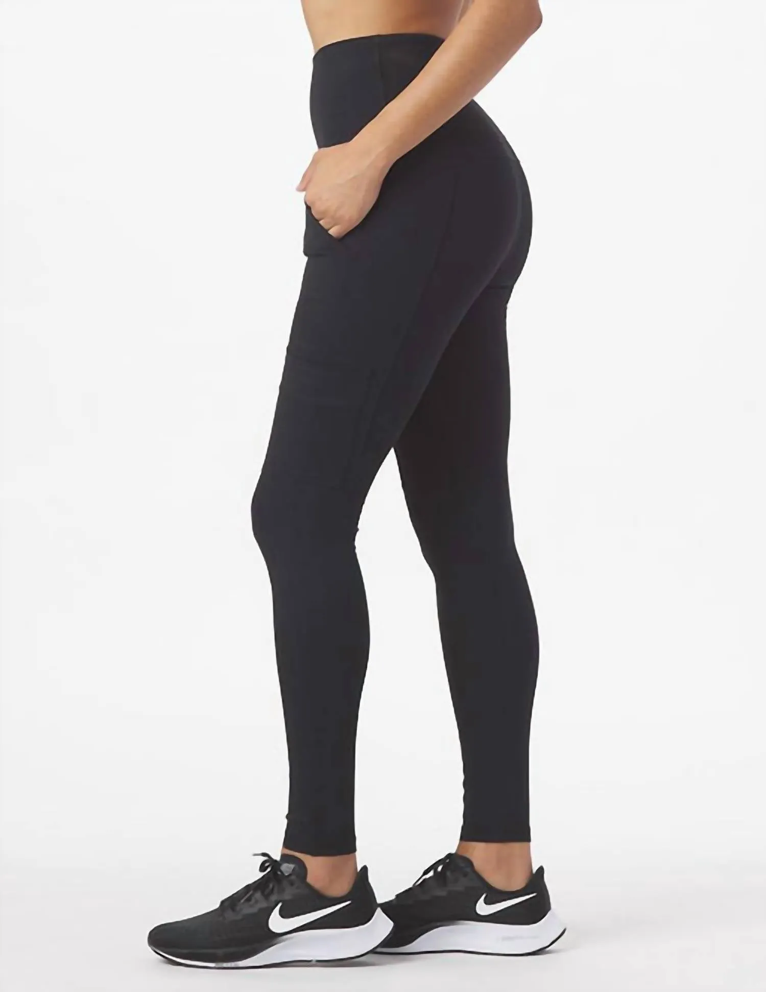 High Waist Compression Cargo Leggings In Black