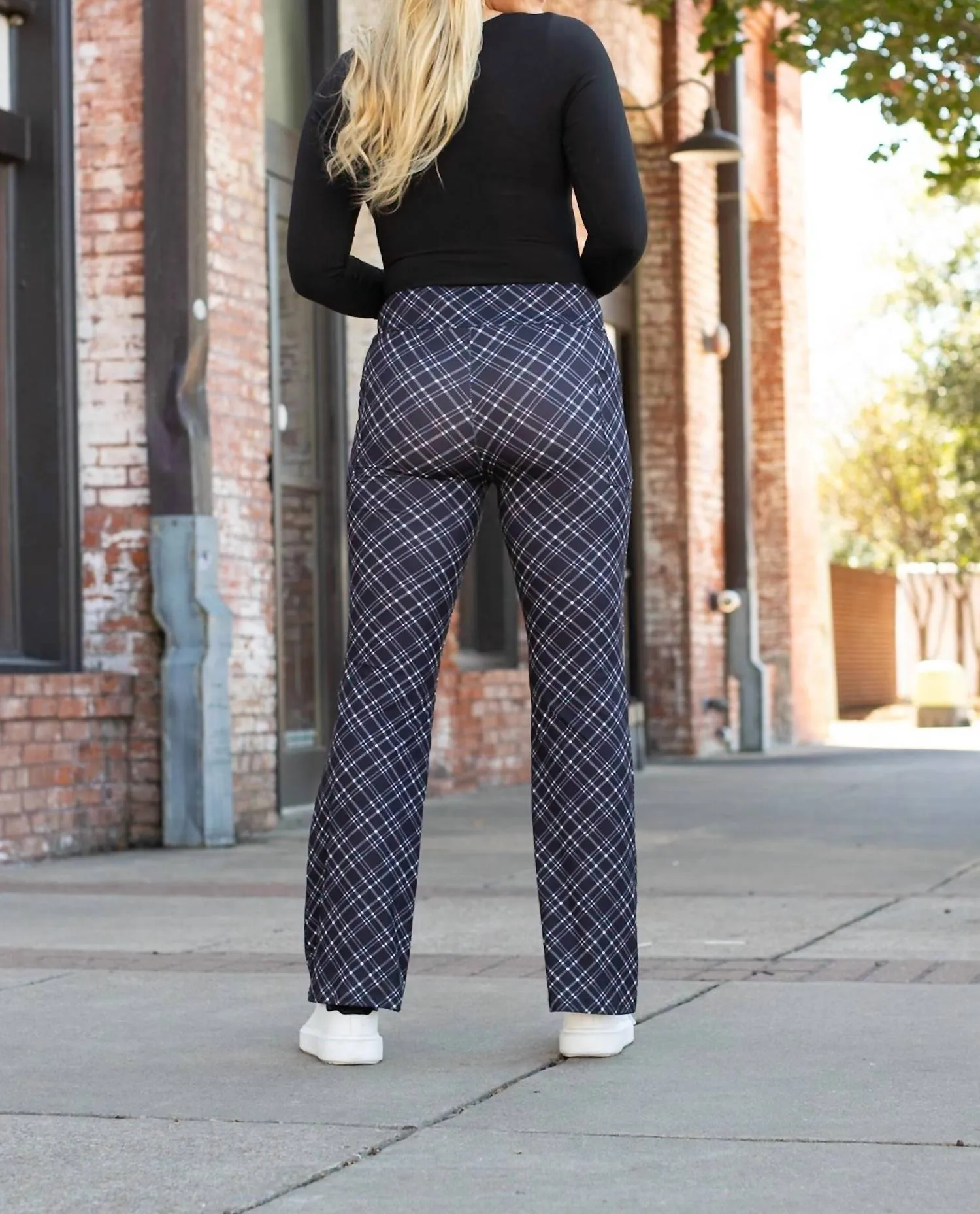 Jennifer Plaid Bootcut Leggings In Black