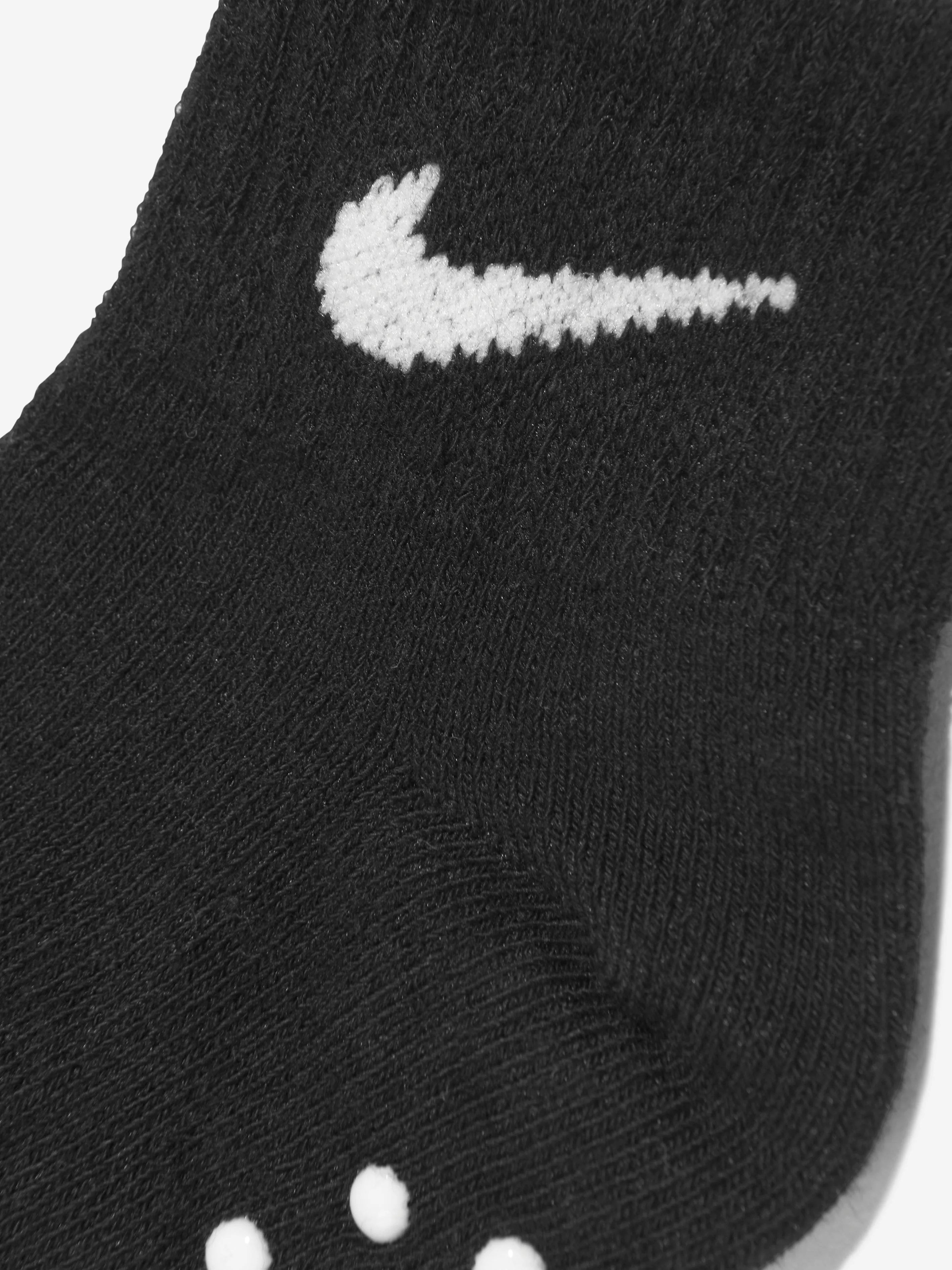Kids Core Swoosh Gripper Socks Set in Black