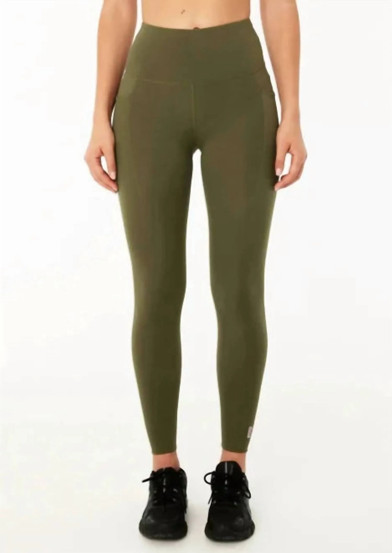 Recalibrate Legging In Khaki