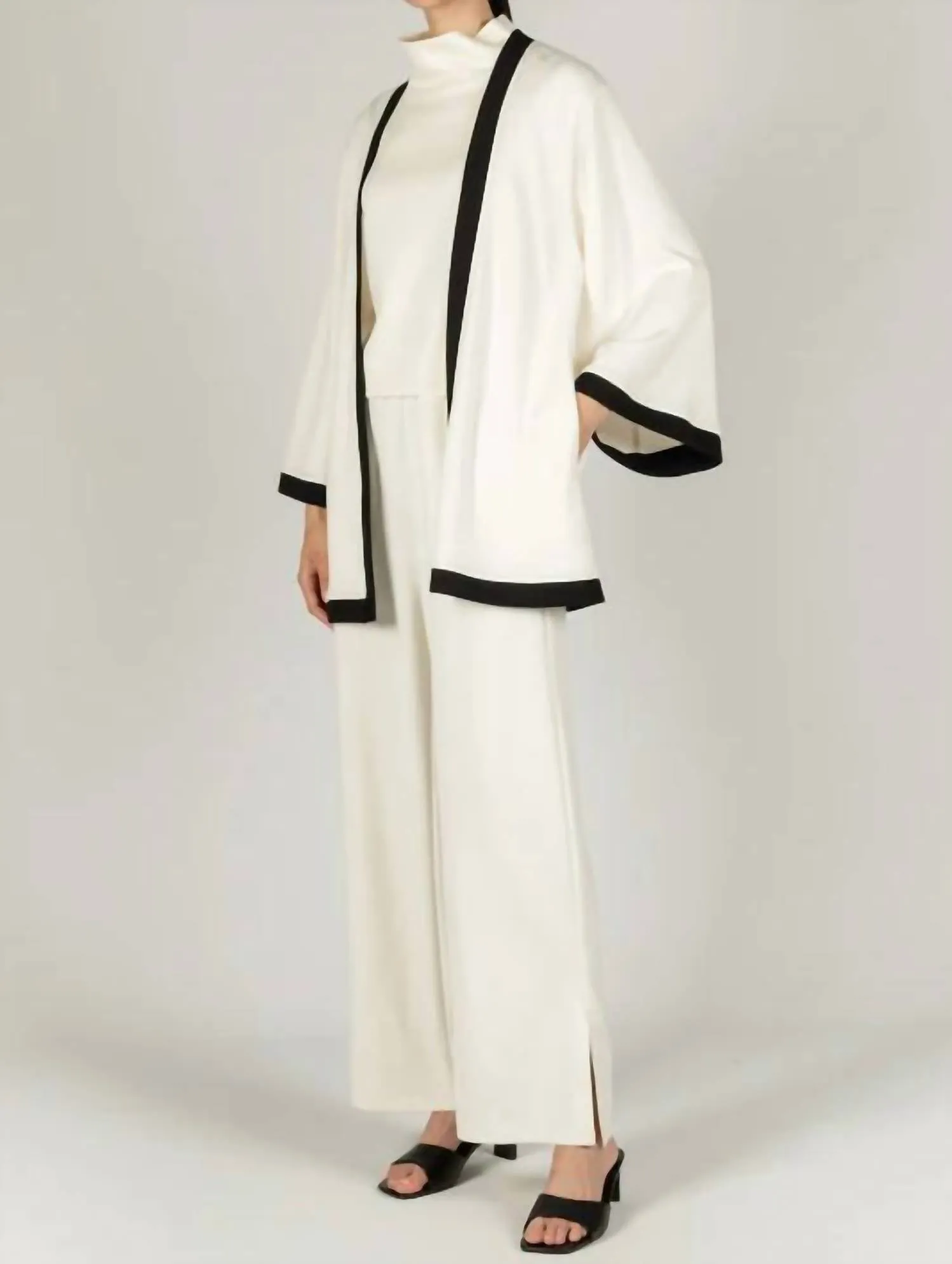 Scuba Modal Border Contrast Wide Sleeve Cardigan In Eggshell