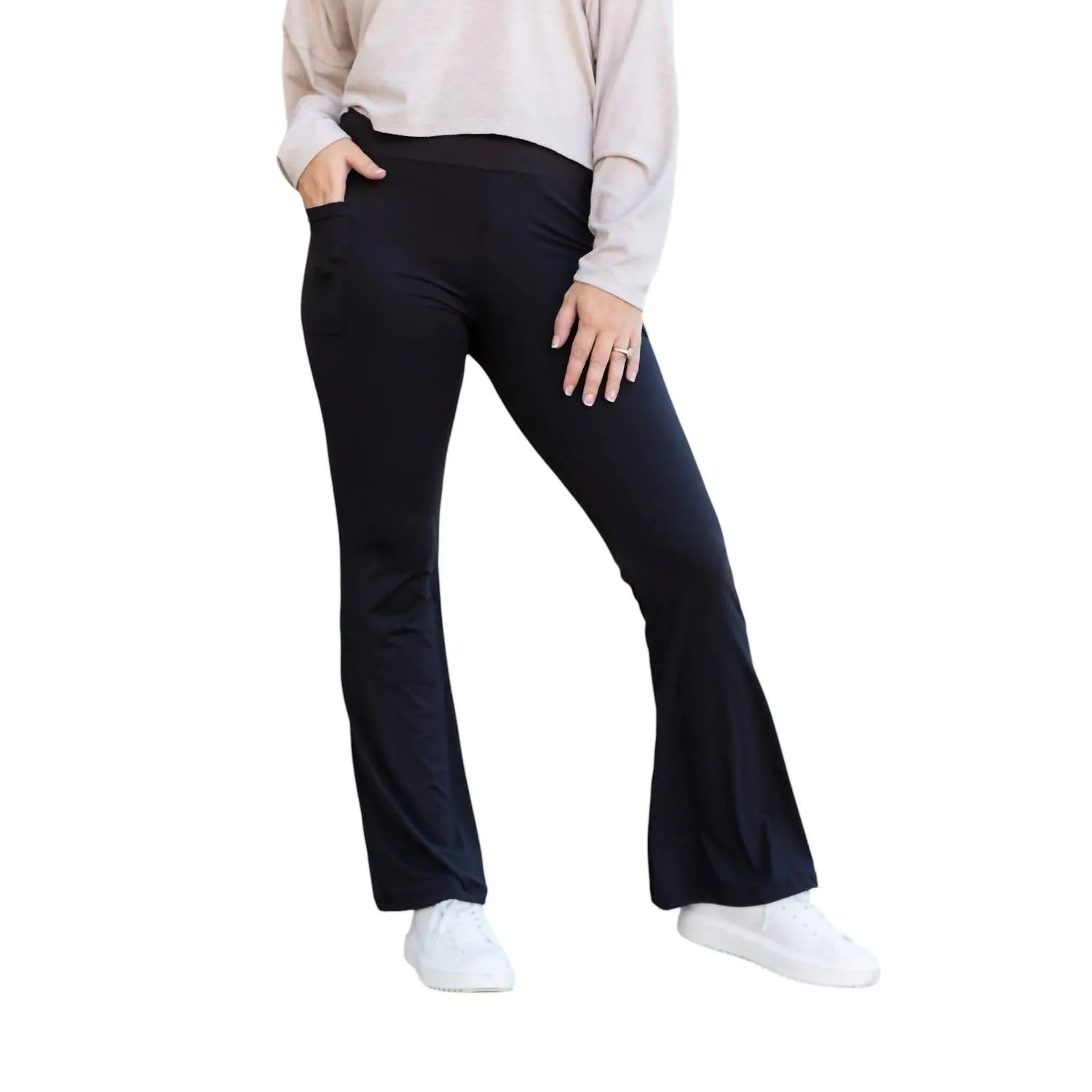 Vanessa Bootcut Leggings In Black